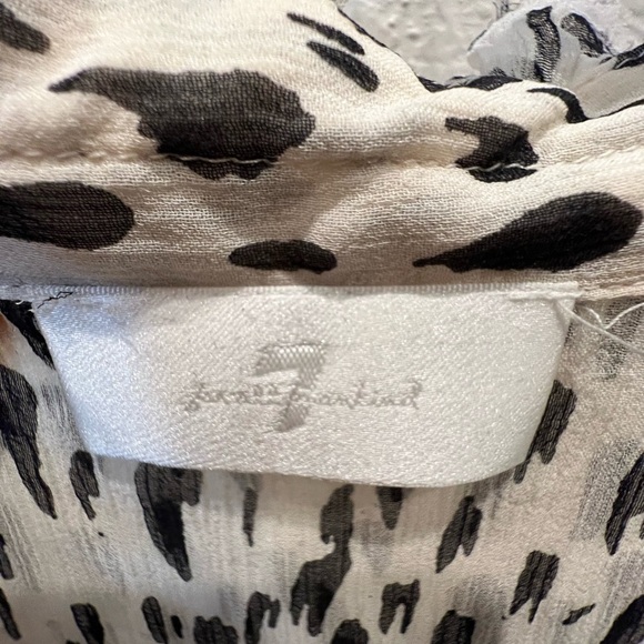 7 FOR ALL MANKIND Sleeveless Top With Ruffles in Snow Leopard/Black & White-Med - Picture 10 of 11